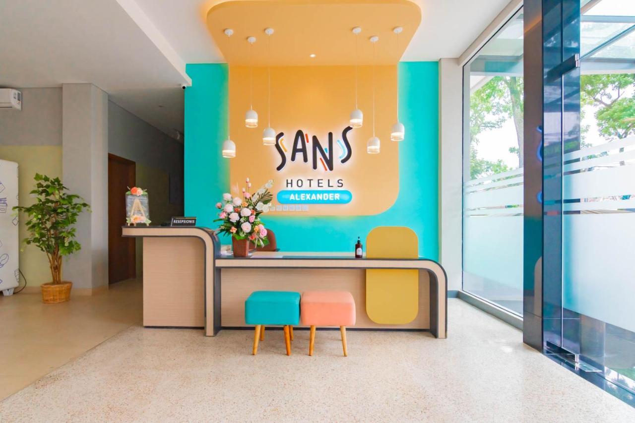 Sans Hotel Alexander Bandung Exterior foto