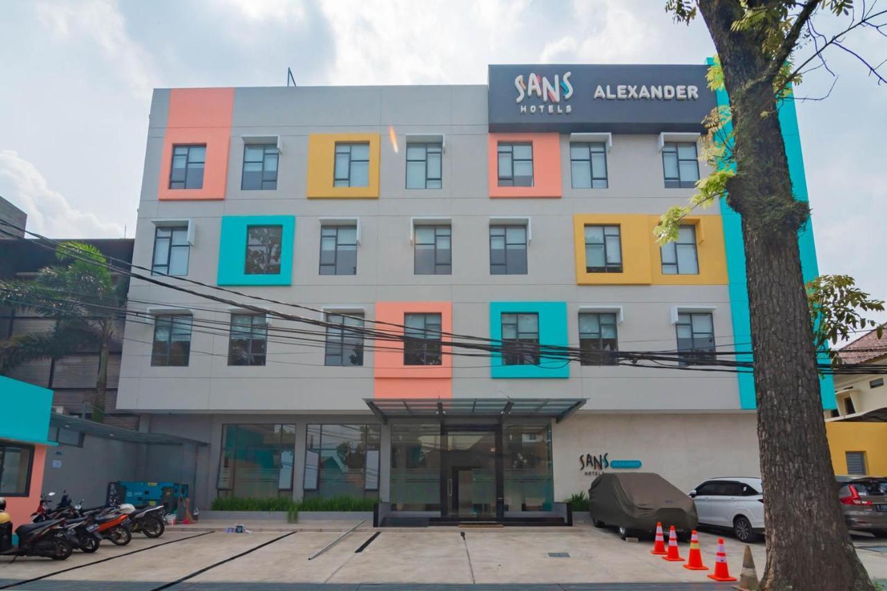 Sans Hotel Alexander Bandung Exterior foto